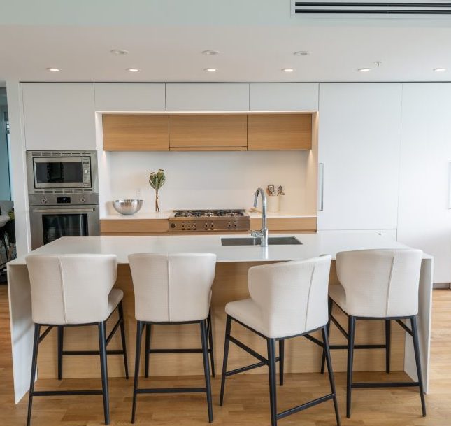 MOE'S BAR & COUNTER STOOLS LIVING.KY