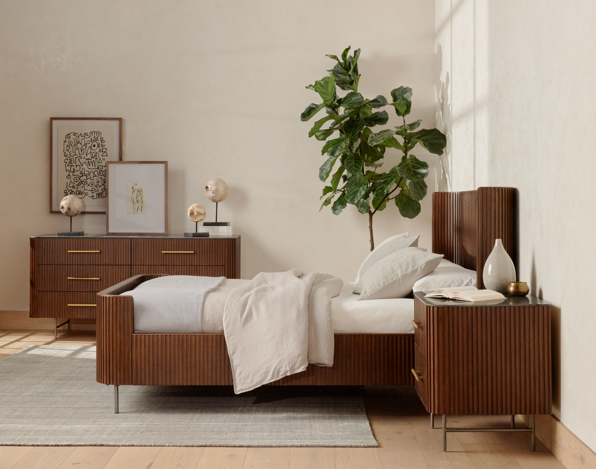 THE COLLINS COLLECTION – LIVING.KY