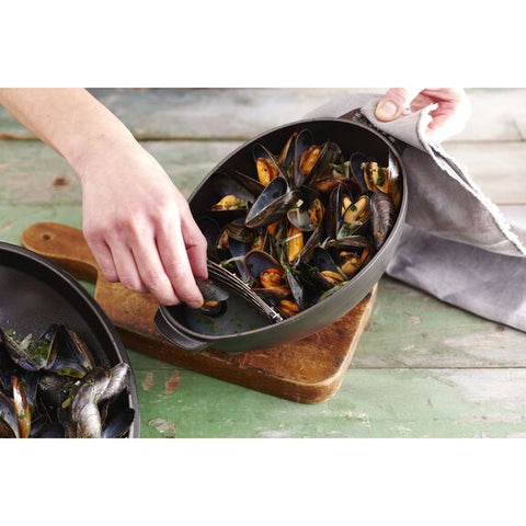 Cast Iron - 2-qt Mussel Pot - Black