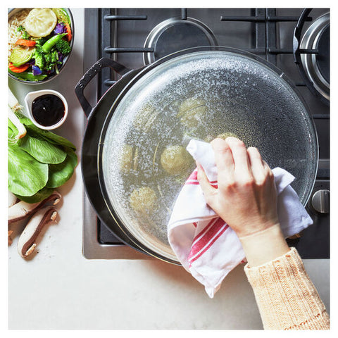Cast Iron - Braisers/ Sauté Pans - 3.5-qt Braiser with Glass Lid - Cherry