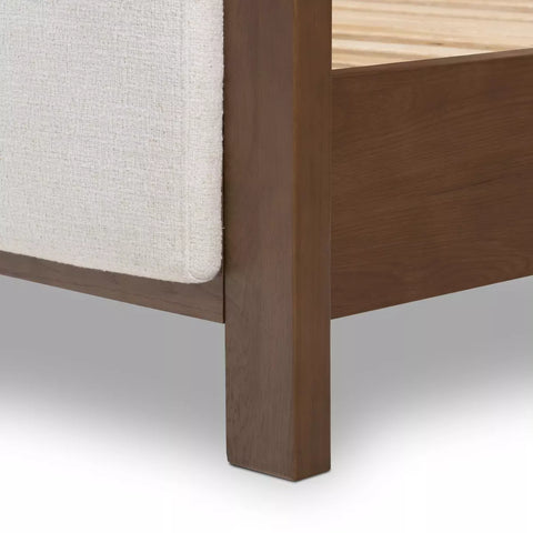 Willem Bed -King - Saddle Tan Oak Veneer