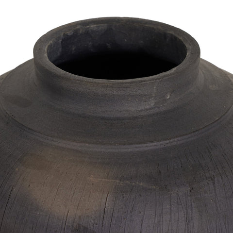 Clea Vessel - Aged Black Terracotta