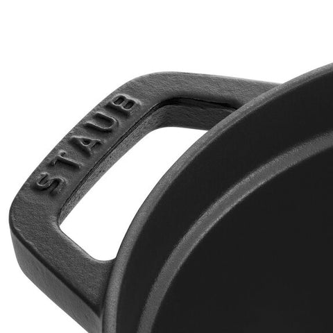 Cast Iron - 7-qt Oval Cocotte - Black