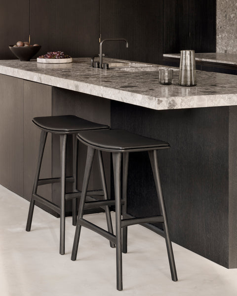 Osso counter stool - Black Oak - Black Leather