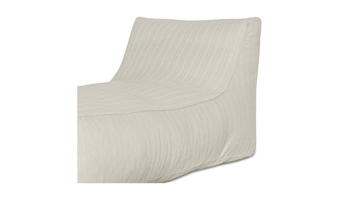 Lirio Outdoor Chaise Cream