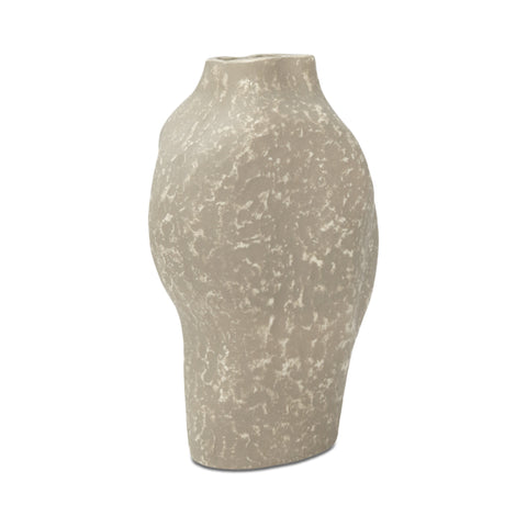 Lindi 10 in Vessel