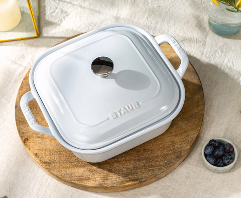 Ceramics - 9" Square Covered Baking Dish - White