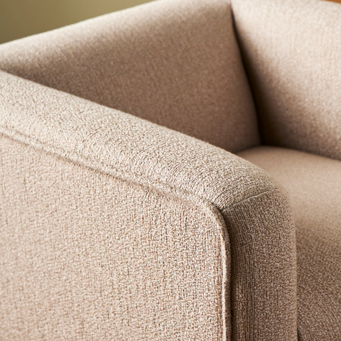 Wellborn Swivel Chair - Kerbey Camel