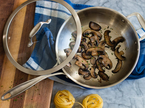 Spirit 3-Ply  - 4.6-qt Stainless Steel Perfect Pan