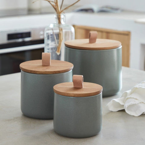 Pacifica Canister 12 cm | 5" - w/ oak wood lid - Artichoke