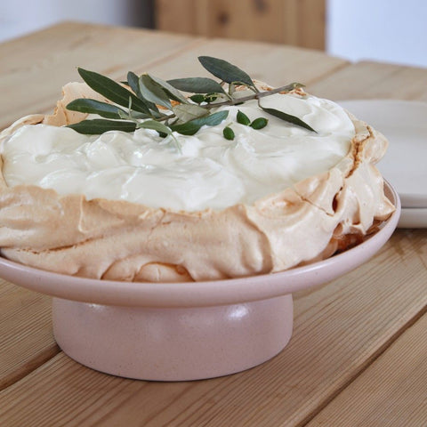 Pacifica Footed plate - 27 cm | 11'' - Marshmallow