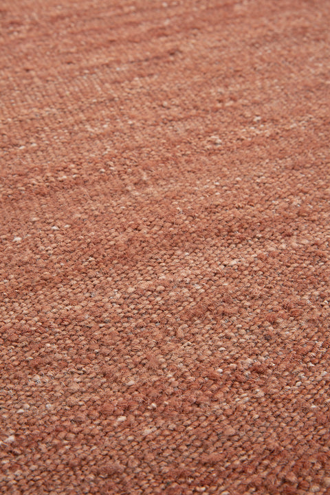 Nomad kilim rug - 5'6" x 7'9" - Terracotta