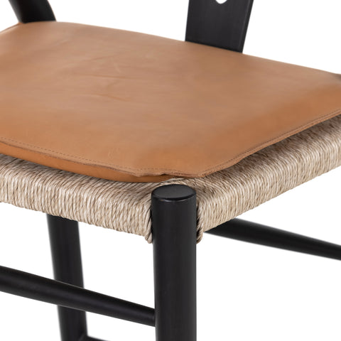 Muestra Bar Stool W Cushion-Black/Whiskey Saddle