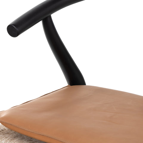 Muestra Bar Stool W Cushion-Black/Whiskey Saddle