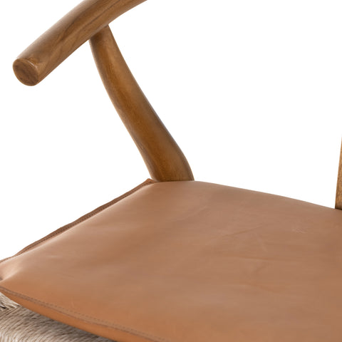 Muestra Bar Stool W Cushion-Natural/Whiskey Saddle