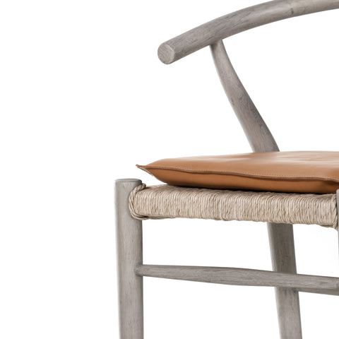 Muestra Counter Stool W Cushion-Grey/Whiskey Saddle
