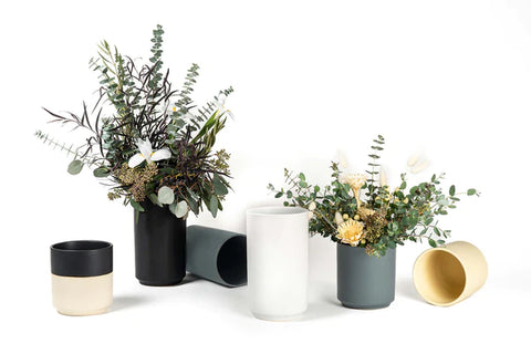 Flower Vase - Black