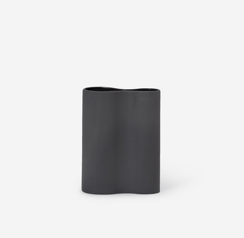 The Organic Vase - Black