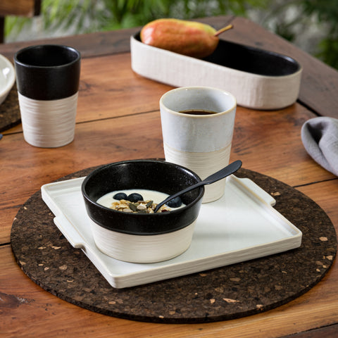 Nótos  Deep oval tray - 25 cm | 10'' - Latitude black